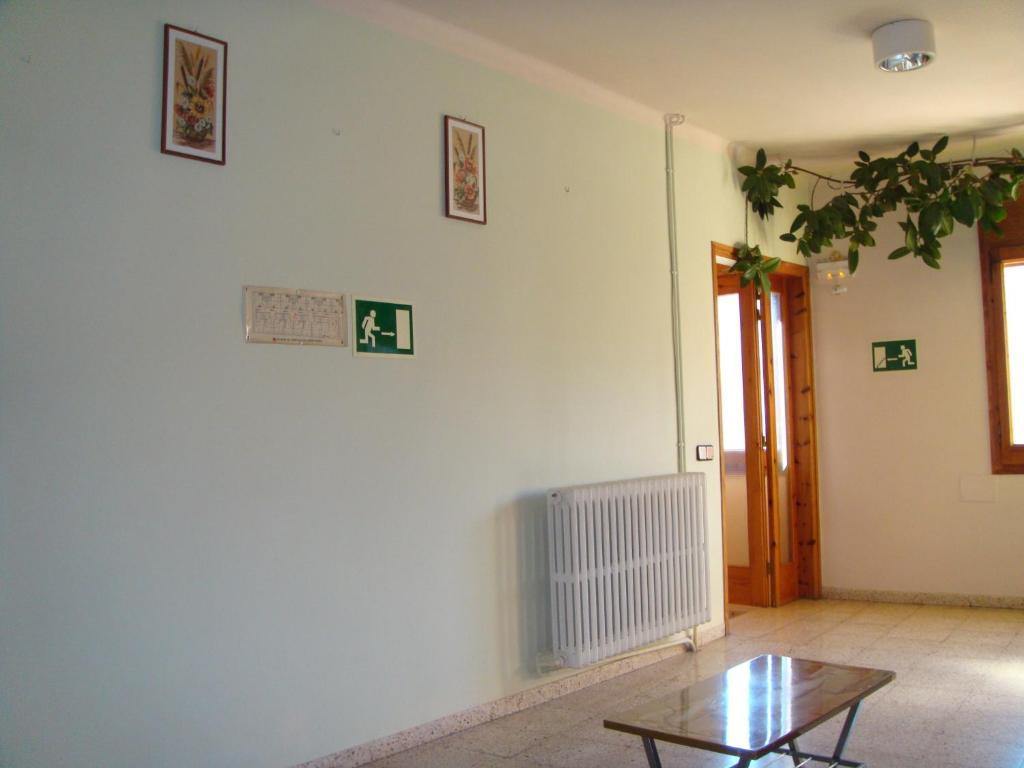 Hostal Casa Joan Сан-Лоренсо-де-Моруніс Екстер'єр фото
